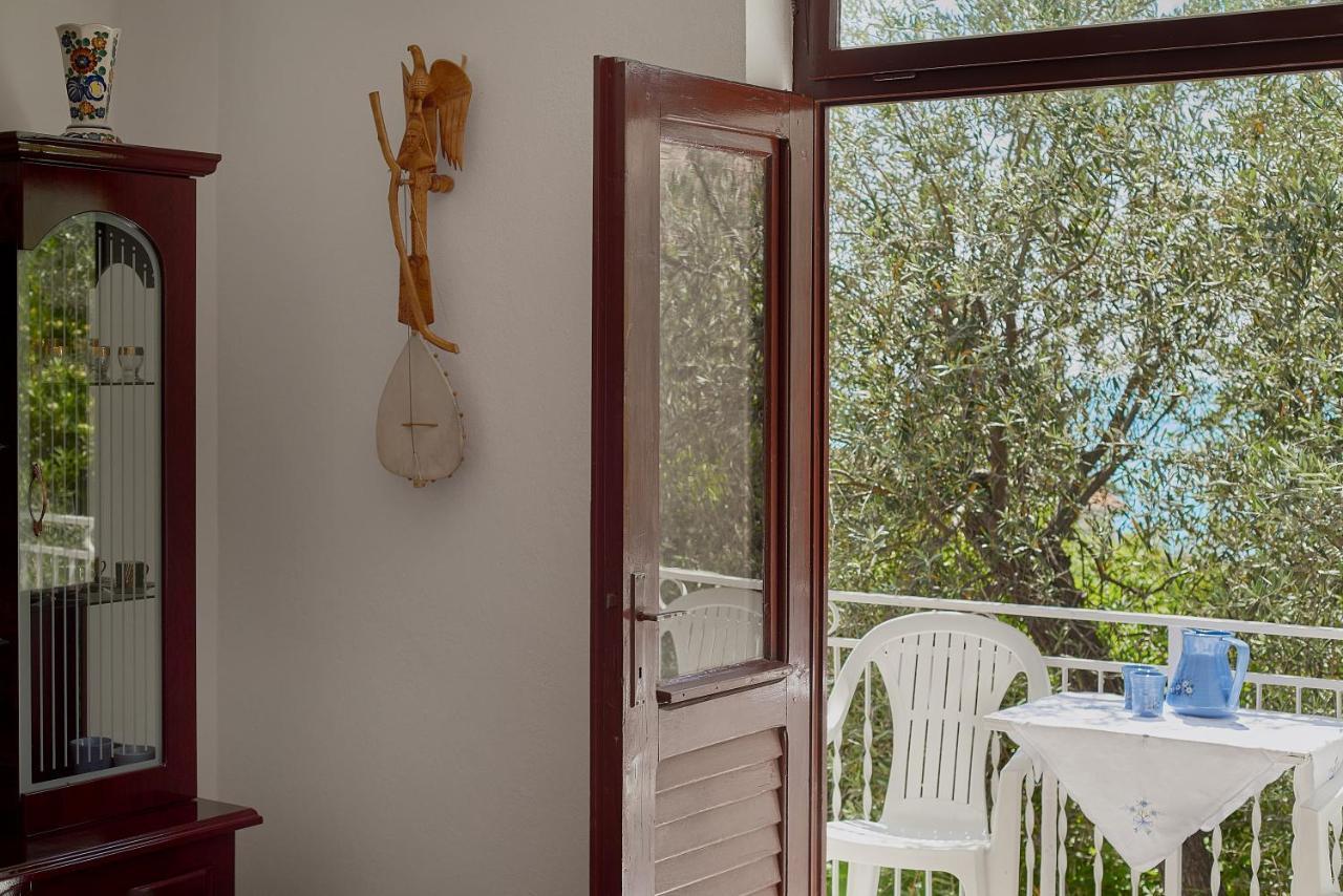 Apartmani Kuca U Maslinama Sveti Stefan Exterior foto